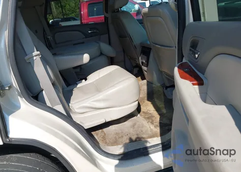 2013 GMC Yukon Slt from USA, damaged, VIN 1GKS1CE08DR107464